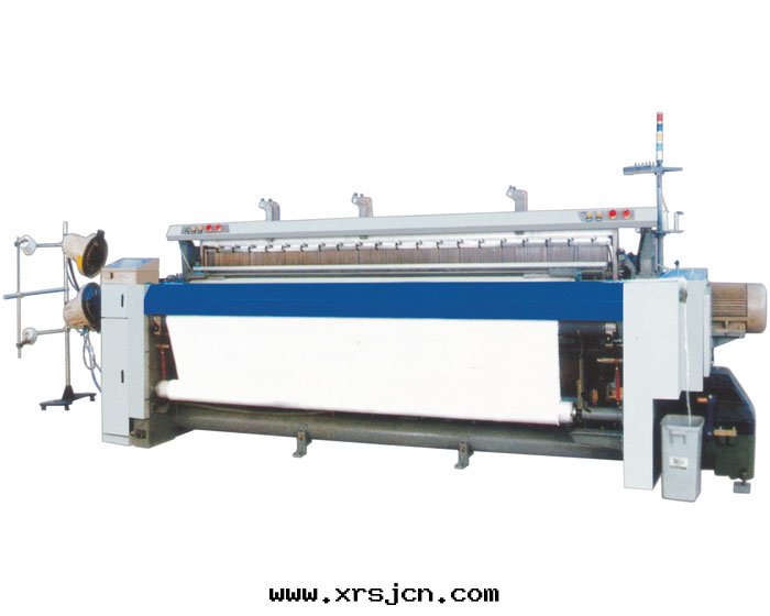 XL-425系(xì)列高(gāo)速噴气(qì)織機(jī)